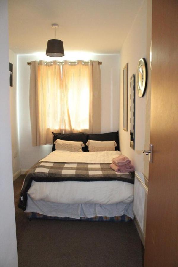 Two Bedroom Apartment, Free Parking, Close To Uclan And Free Wifi بريستون المظهر الخارجي الصورة
